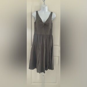 J Crew Gray 100% Silk Chiffon Twist Tank Mini Dress.
Size 8.